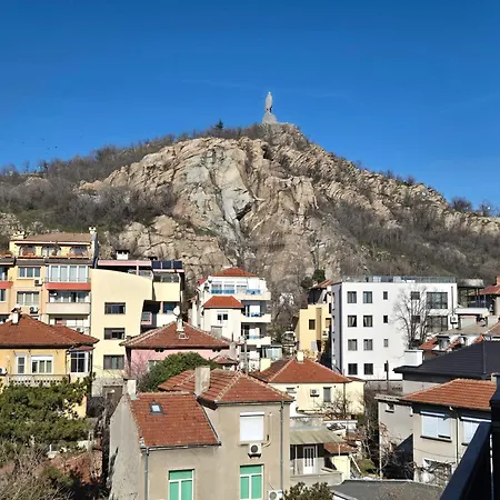 Hills * Filibe